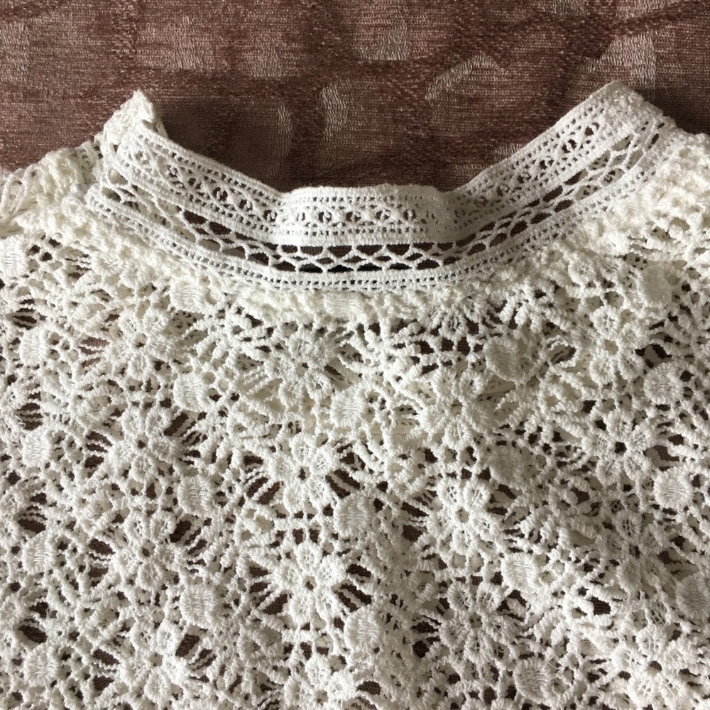 Lace Top - Picture 8 of 9